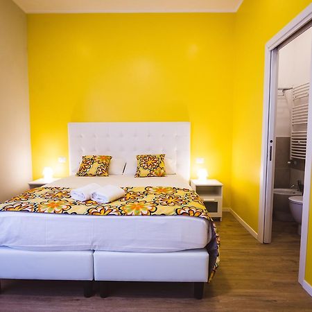 Angelina Rooms In Roma Exterior foto